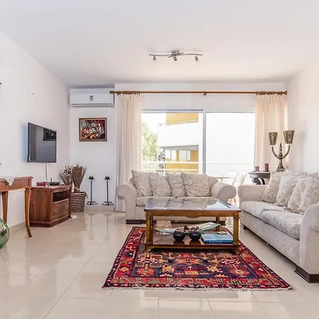 Koula's Apartamento Limassol