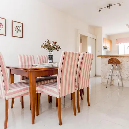 Koula's Apartment